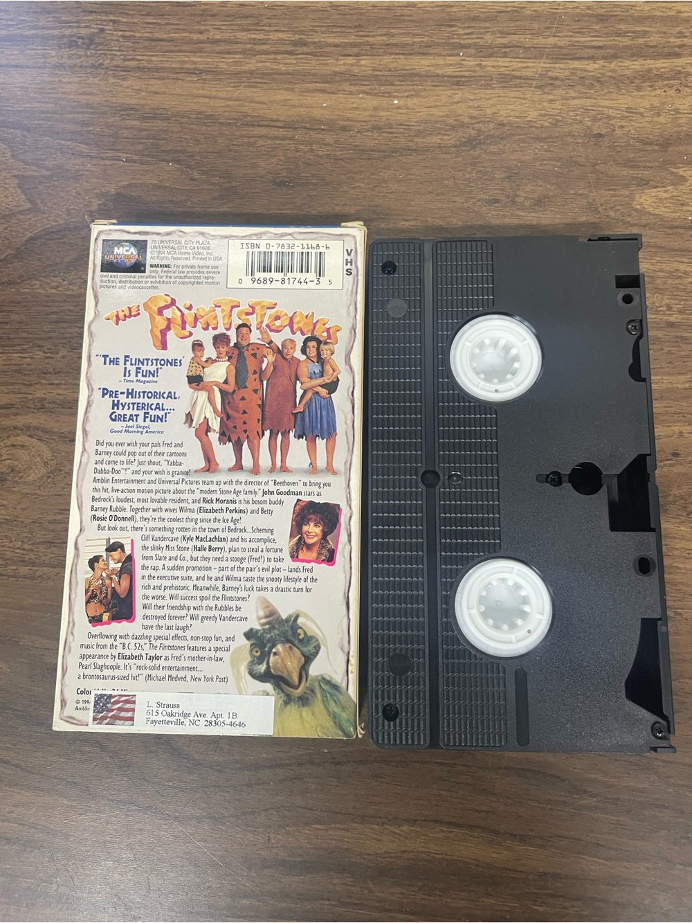 Vintage The Flintstones VHS Tape 1994 Live Action Movie MCA Universal - Picture 4 of 5